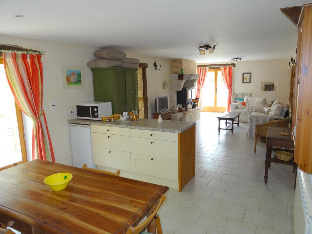 Vila La Barrat Monmarves Exteriér fotografie